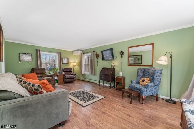 447 Bellwood Ave, Bethlehem Twp., NJ 08802