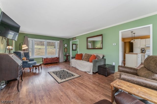 447 Bellwood Ave, Bethlehem Twp., NJ 08802