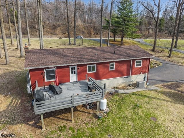 447 Bellwood Ave, Bethlehem Twp., NJ 08802