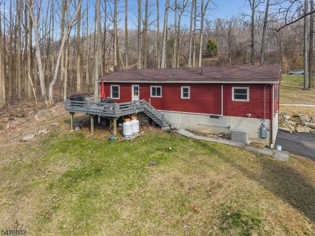 447 Bellwood Ave, Bethlehem Twp., NJ 08802