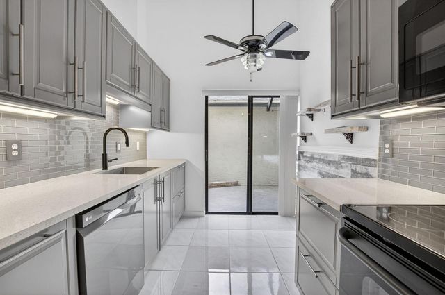 9123 SW 22nd Street C, Boca Raton, FL 33428