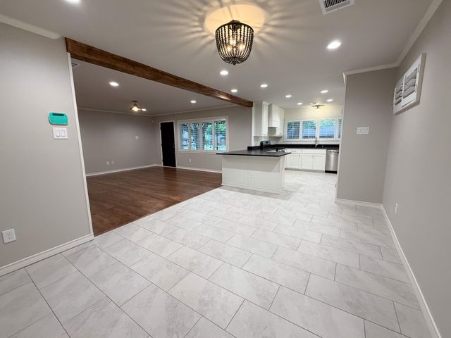 113 Monticello Drive, Waxahachie, TX 75165