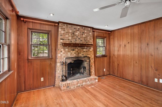 407 Overland Drive, Chapel Hill, NC 27517