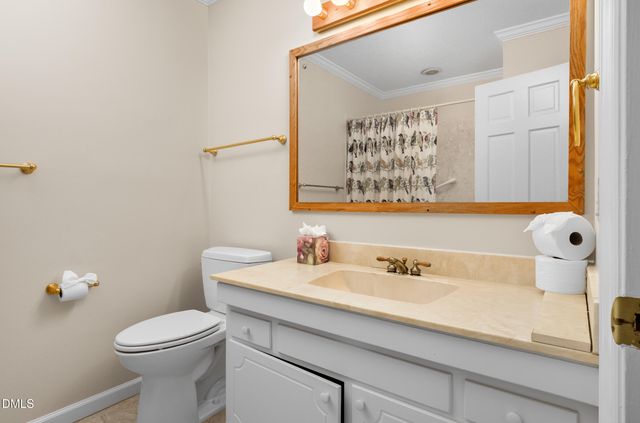 407 Overland Drive, Chapel Hill, NC 27517