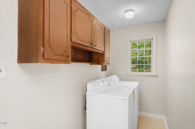 407 Overland Drive, Chapel Hill, NC 27517