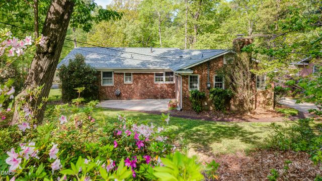 407 Overland Drive, Chapel Hill, NC 27517