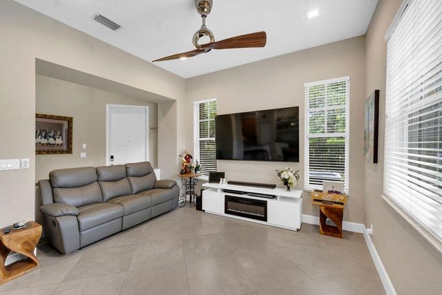 5812 NW 119th Terrace, Coral Springs, FL 33076