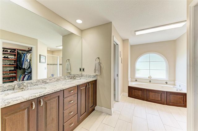 6109 26TH AVENUE E, Bradenton, FL 34208