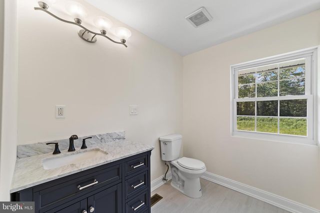 812 W MALAGA RD, Williamstown, NJ 08094