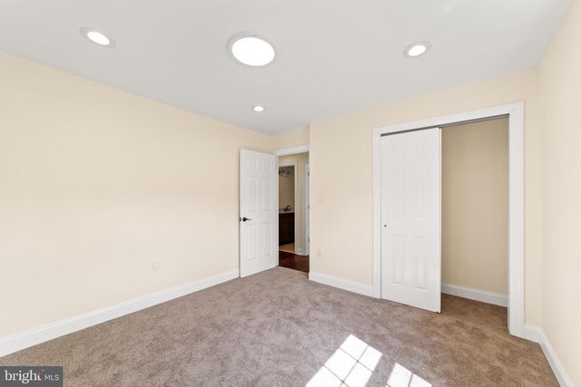 812 W MALAGA RD, Williamstown, NJ 08094