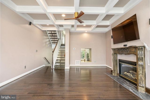 2419 BOSTON ST, Baltimore, MD 21224