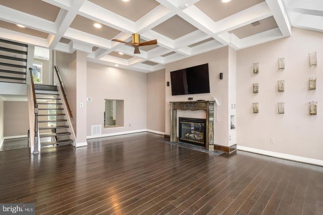 2419 BOSTON ST, Baltimore, MD 21224