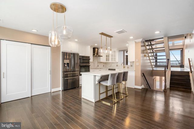2419 BOSTON ST, Baltimore, MD 21224