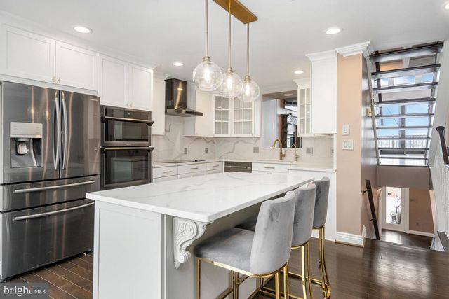 2419 BOSTON ST, Baltimore, MD 21224