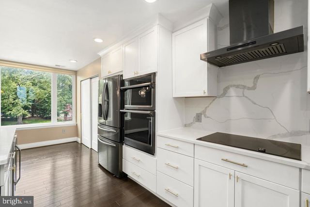 2419 BOSTON ST, Baltimore, MD 21224