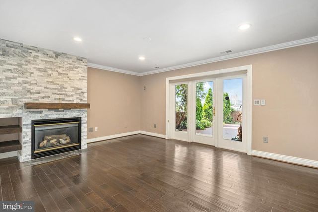 2419 BOSTON ST, Baltimore, MD 21224
