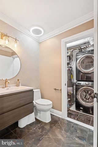 2419 BOSTON ST, Baltimore, MD 21224