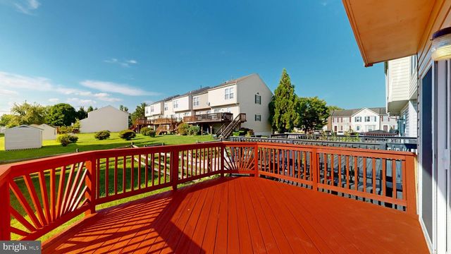 9 LINDEN PL, Newark, DE 19702