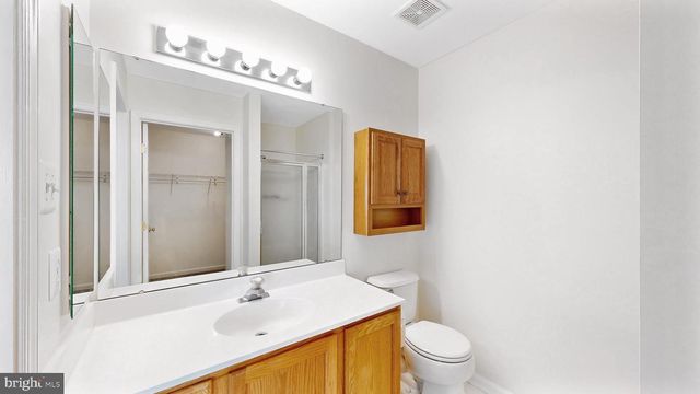 9 LINDEN PL, Newark, DE 19702