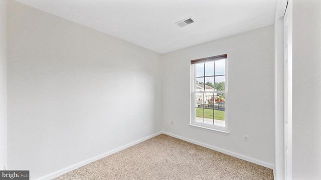 9 LINDEN PL, Newark, DE 19702