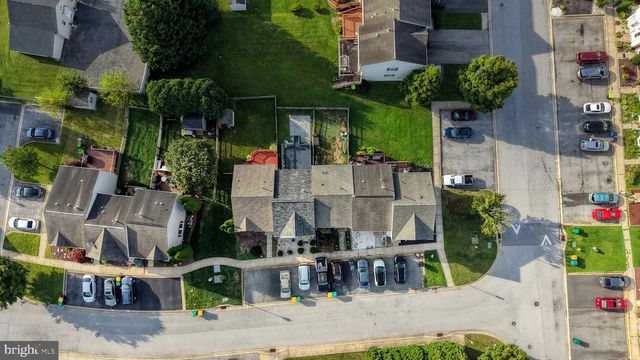 9 LINDEN PL, Newark, DE 19702