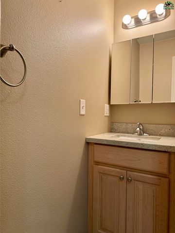 511 HAGELBARGER AVENUE, Fairbanks, AK 99712