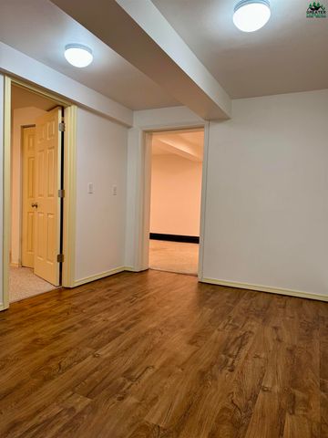 511 HAGELBARGER AVENUE, Fairbanks, AK 99712