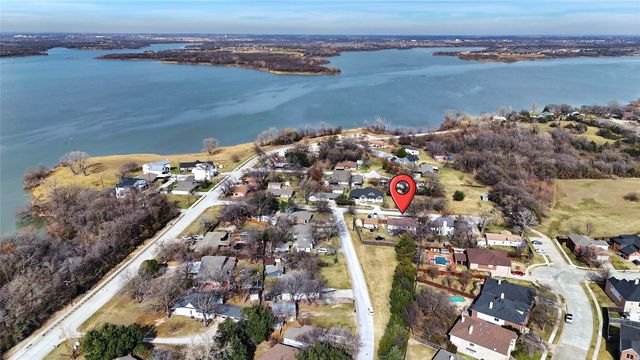 204 Alice Drive, Little Elm, TX 75068