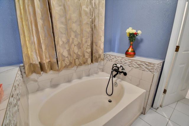 1661 Chelsea Pl, Yuba City, CA 95993