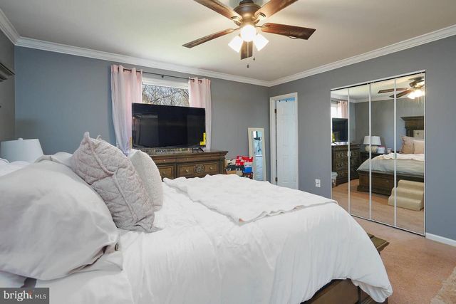8926 BLUE SMOKE DR, Gaithersburg, MD 20879