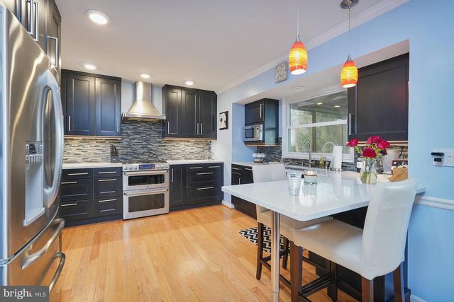 8926 BLUE SMOKE DR, Gaithersburg, MD 20879