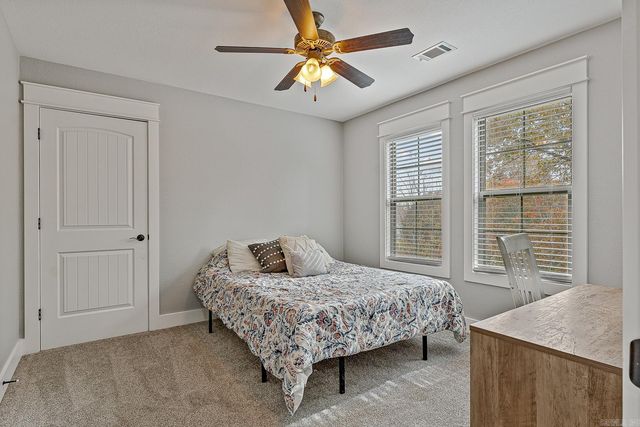 3920 Towering Oaks Street, Jonesboro, AR 72404