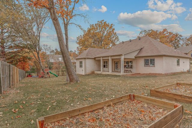 3920 Towering Oaks Street, Jonesboro, AR 72404