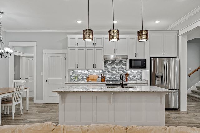 3920 Towering Oaks Street, Jonesboro, AR 72404