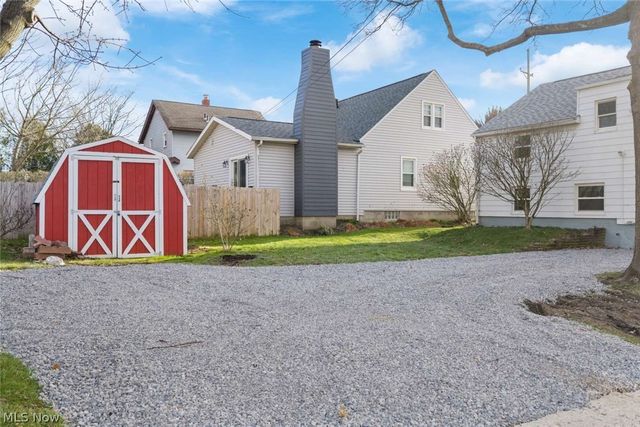 3041 Hudson Drive, Cuyahoga Falls, OH 44221