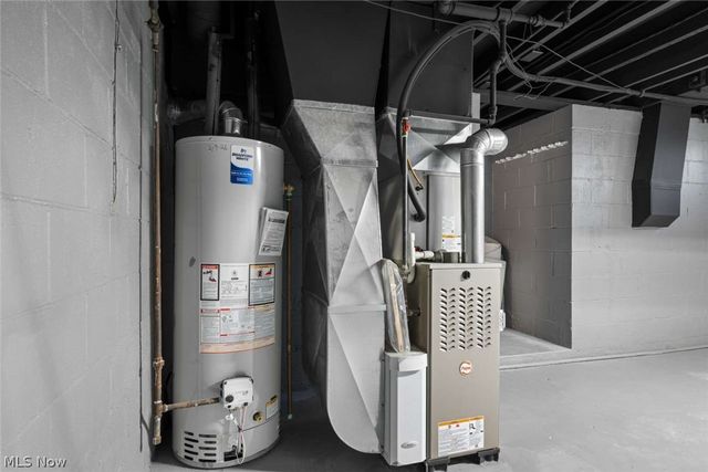 3041 Hudson Drive, Cuyahoga Falls, OH 44221