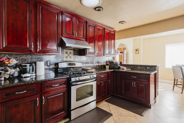 15 Rincon Avenue, Salinas, CA 93905