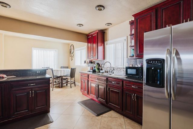 15 Rincon Avenue, Salinas, CA 93905