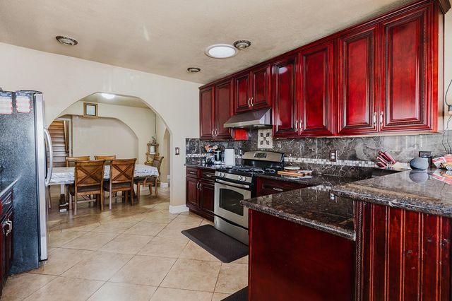 15 Rincon Avenue, Salinas, CA 93905