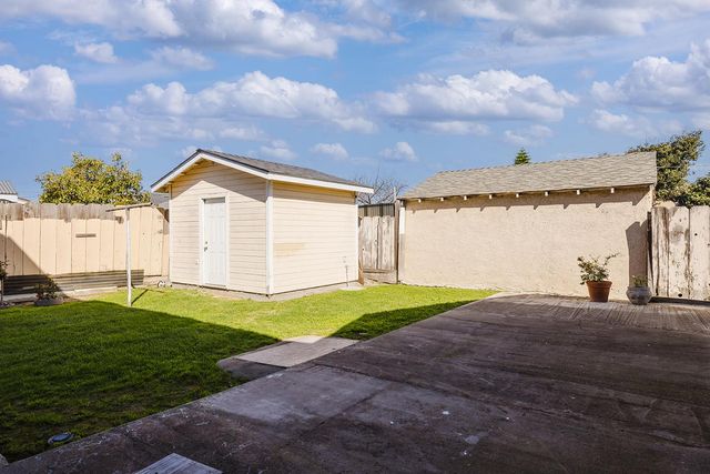 15 Rincon Avenue, Salinas, CA 93905