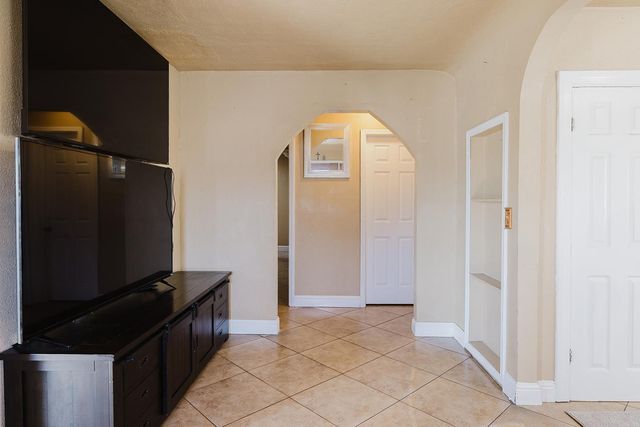 15 Rincon Avenue, Salinas, CA 93905