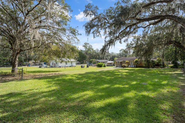 524 EAST AVENUE, Brooksville, FL 34601