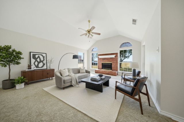 1177 Plover Circle, Ponder, TX 76259