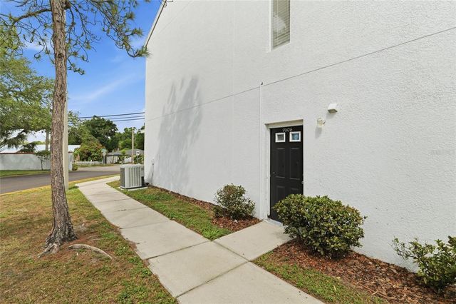 9506 CITRUS GLEN PLACE 9506, Tampa, FL 33618