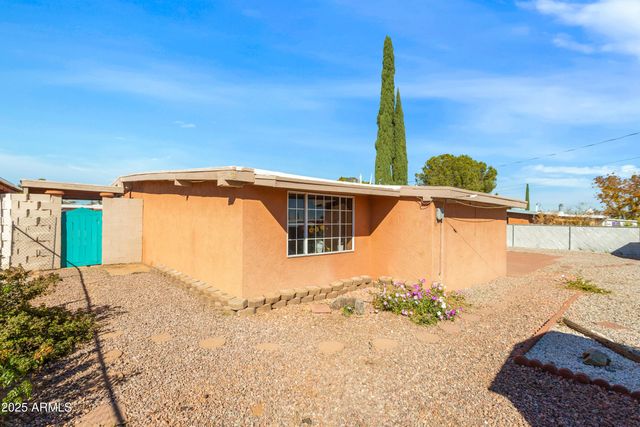 148 E KAYETAN Drive, Sierra Vista, AZ 85635