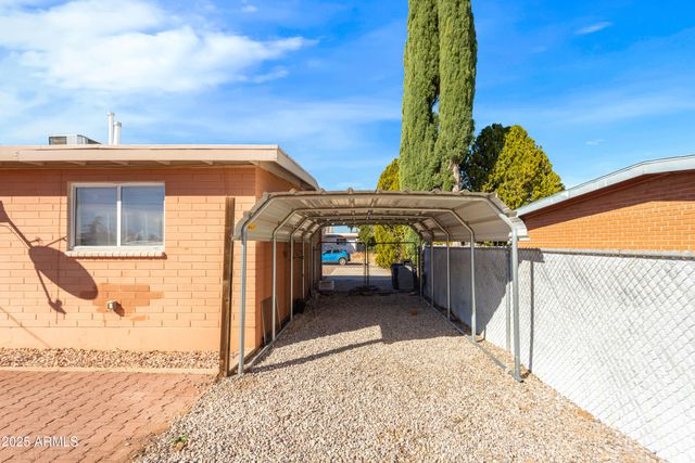 148 E KAYETAN Drive, Sierra Vista, AZ 85635