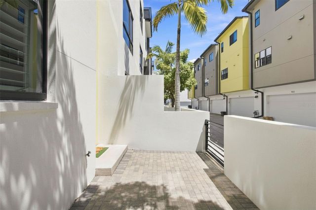 931 ARLINGTON AVENUE N, St Petersburg, FL 33705