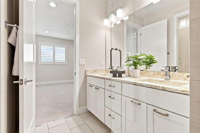 931 ARLINGTON AVENUE N, St Petersburg, FL 33705