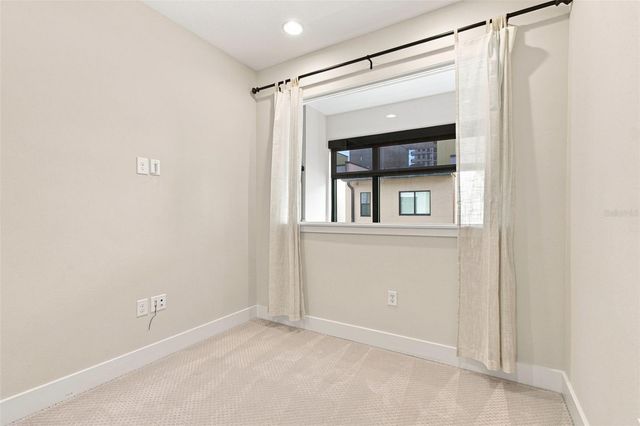 931 ARLINGTON AVENUE N, St Petersburg, FL 33705