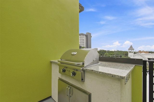931 ARLINGTON AVENUE N, St Petersburg, FL 33705